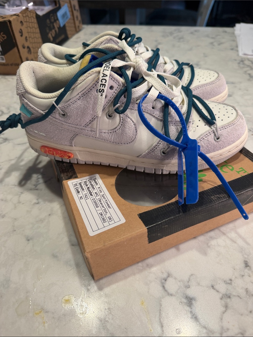 Women’s Nike Dunk Size 7.5